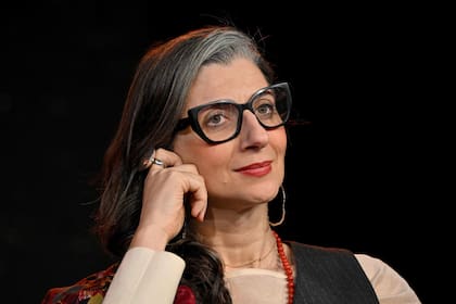La relatora especial de la ONU para los Territorios Palestinos ocupados desde 1967, Francesca Albanese, participa de un acto público organizado por el Olof Palme International Center en Belgrado