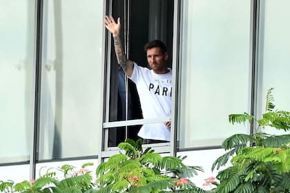 La remera característica que usó Messi para señalar su pase al Paris Saint-Germain es otra idea de disfraz para Halloween 2021