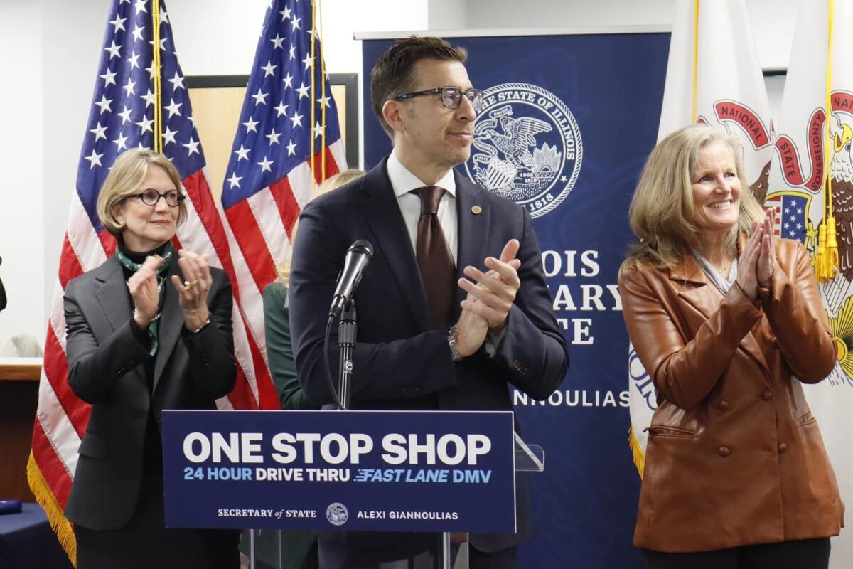 La renovación del DMV agiliza los servicios para los conductores y propietarios de vehículos del centro de Illinois