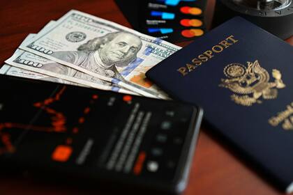 La renovación del pasaporte estadounidense puede demorar entre dos o tres semanas si se paga una tarifa para solicitar el servicio acelerado (Archivo)