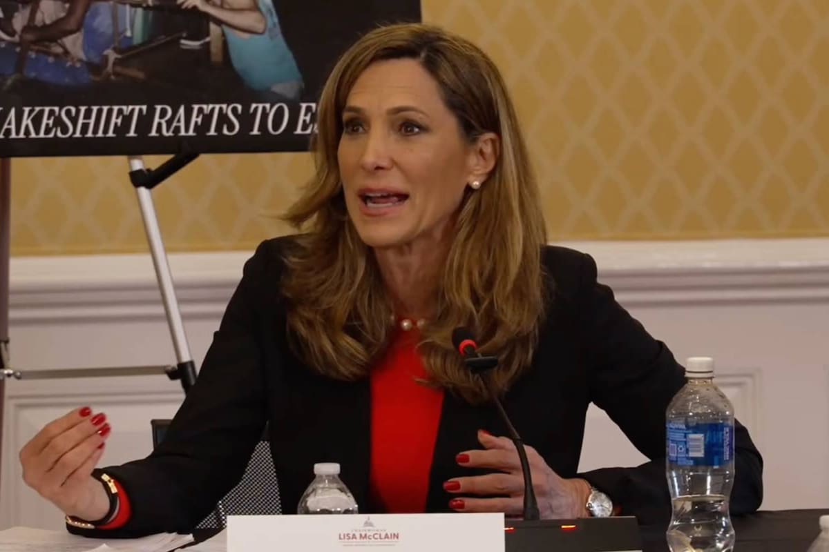 La representante republicana Maria Salazar apuntó contra Trump y advirtió que las deportaciones masivas de personas sin antecedentes penales están fracturando la base electoral latina