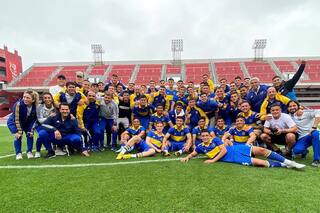 Boca empezó a cerrar una semana especial al gritar “(bi)campeón” en la Reserva