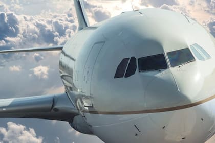 La resolución 957 habilita, entre otras cosas, el vuelo visual nocturno