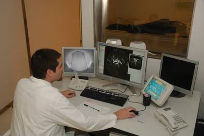 La resonancia magnética, una ventana al cerebro