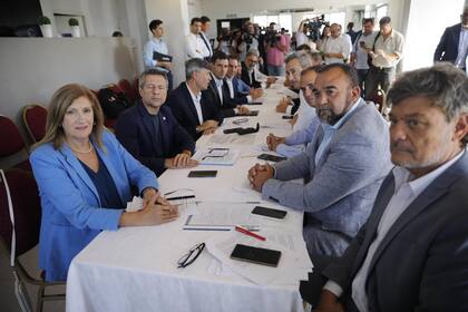 La reunión de intendentes del interior se realizó en el piso 14 de un hotel céntrico, en la Capital Federal