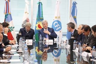 Los gobernadores se unen para reclamar más recursos a Milei y advierten sobre la “crisis económica”