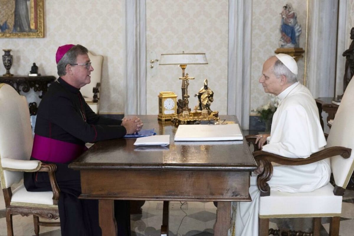 La reunión de monseñor Jorge García Cuerva con Leónn XIV en el Palacio Apostólico