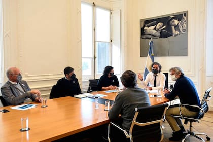 La reunión del jefe de gabinete, Santiago Cafiero, y la ministra de Salud, Carla Vizzotti, con sus pares de la ciudad y la provincia de Buenos Aires