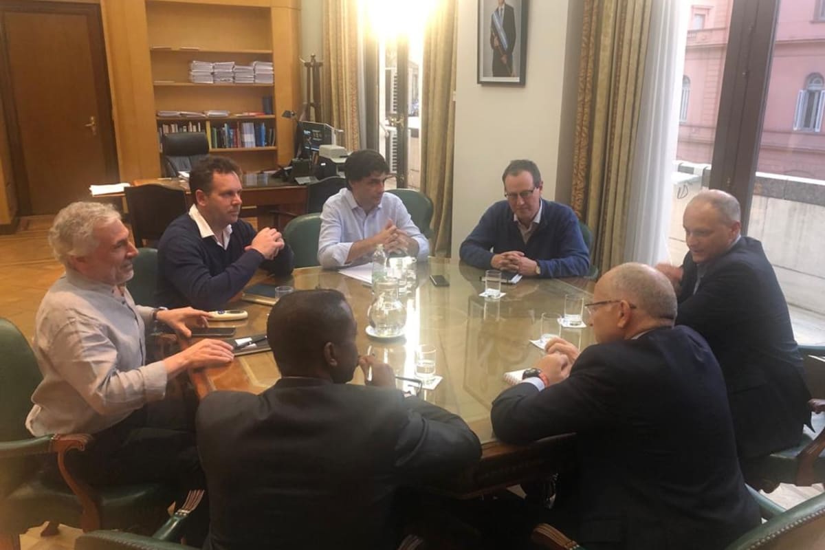 La reunión, dijeron cerca de Lacunza a LA NACION, fue "protocolar", esto significa que la visita no se convertirá en la quinta revisión del Stand-By Agreement (SBA)