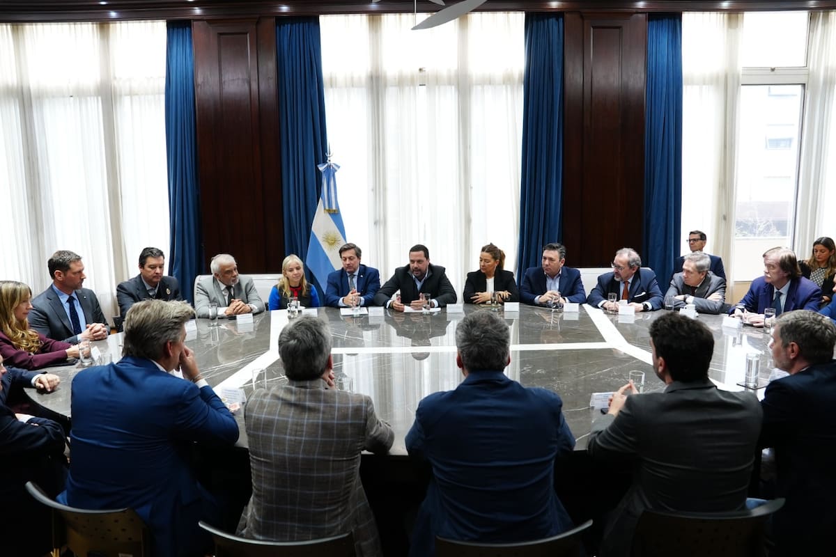 La reunión entre la Secretaría de Industria y la UIA donde se acordó fiscalizar el comercio online