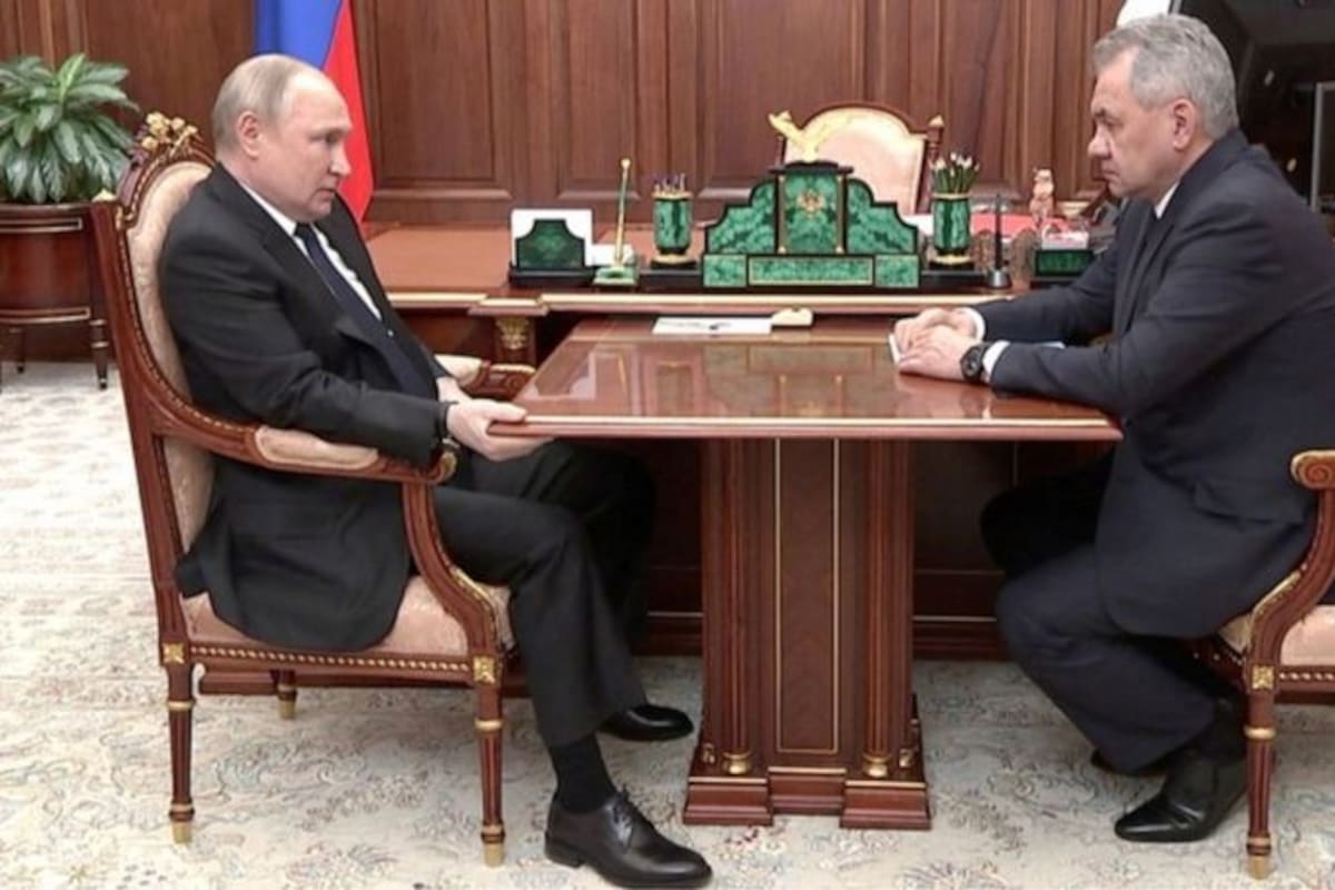 La reunión entre Vladimir Putin y Serguéi Shoigú fue transmitida por televisón en Rusia