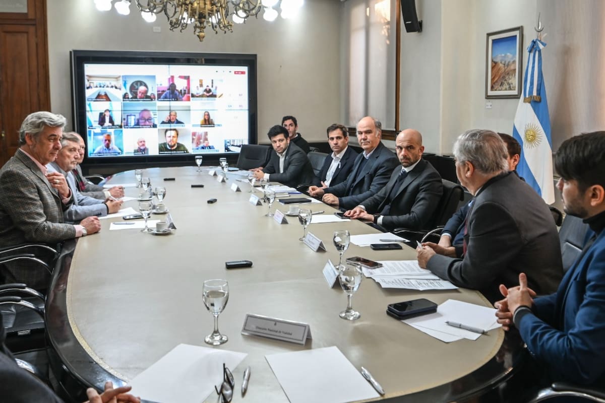 La reunión se hizo en la sede de la Secretaría de Agricultura, donde fueron convocadas las entidades del sector agropecuario