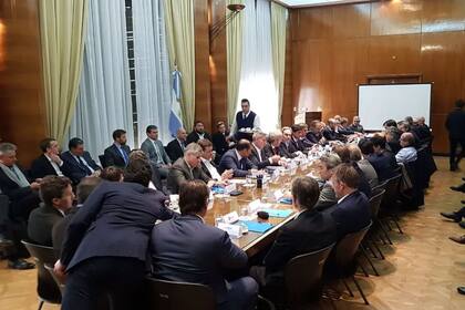 La reunión se realizó en el salón Belgrano del Palacio de Hacienda