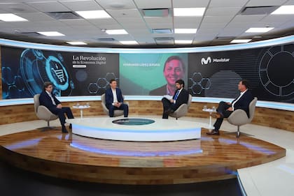 Javier Cesari (First Data, Fiserv), Fernando López Iervasi (Microsoft), Ignacio Federico (LA NACION) y Henry Seeber (American Express)