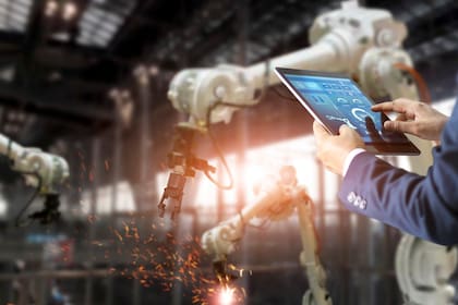 La robotización avanza en todas las industrias y la empresa japonesa Keyence es la líder en este campo a nivel mundial