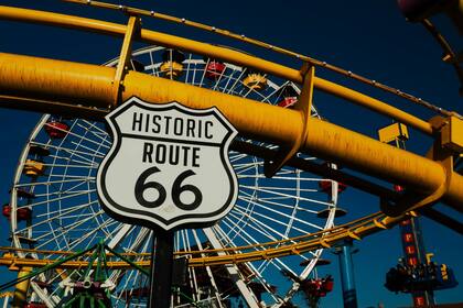 La Ruta 66 fue reconocida por National Geographic, en especial el tramo que se encuentra en Oklahoma (Unsplash/Mateusz Szerszyński)