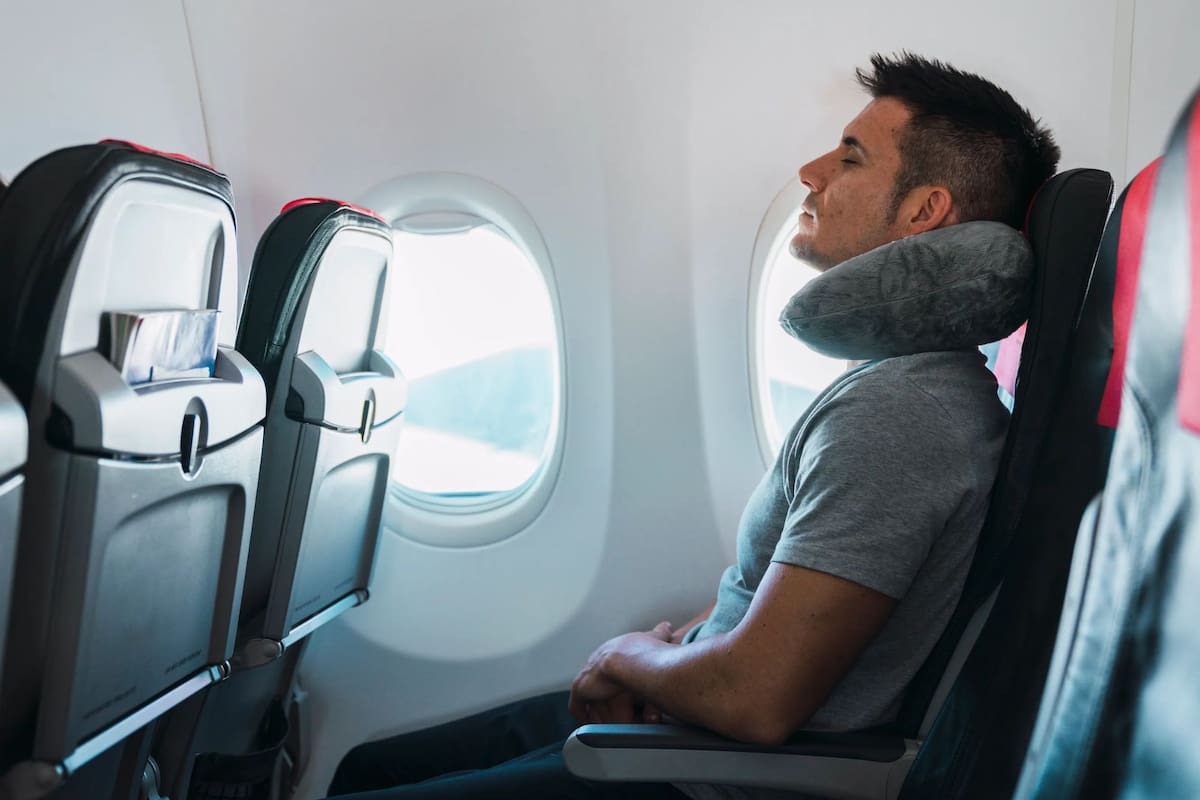 La ruta del vuelo más largo del mundo sale de Nueva York, recorre más de 15 mil kilómetros y dura 19 horas sin escalas