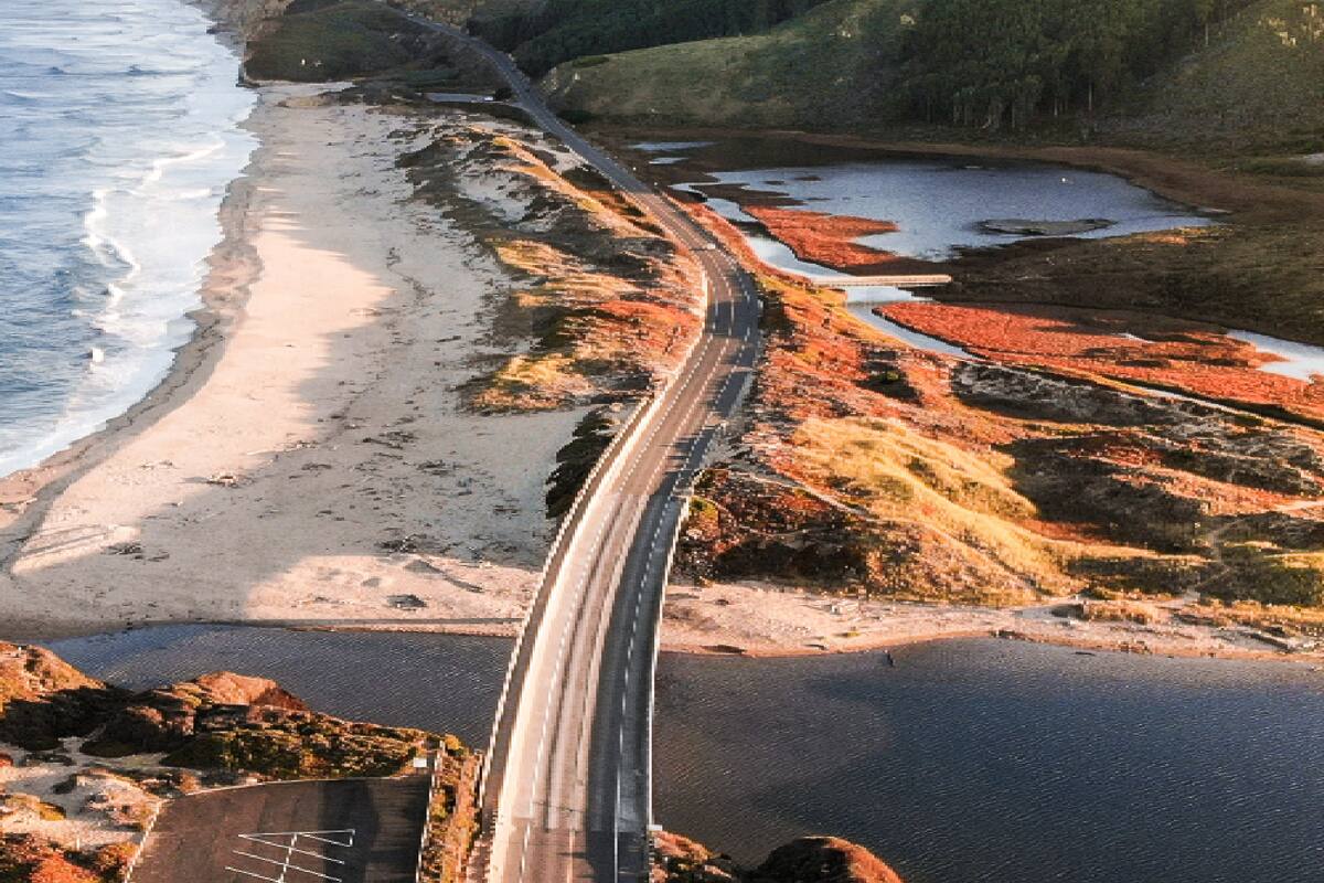 La ruta Pacific Coast Highway, en la costa oeste de EE.UU., fue elegida por dos inteligencias artificiales