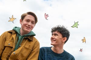 La saga de novela gráfica "Heartstopper" tiene su correlato en la serie de Netflix, entre las más vistas de la plataforma