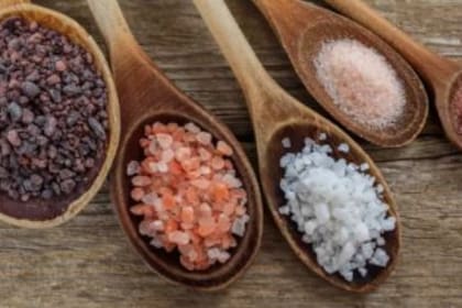 La sal más utilizada es la sal refinada común, pero eso no quiere decir que sea la única