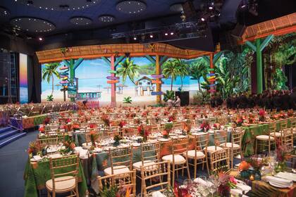 La Salle des Étoiles del Sporting de Montecarlo, lista para recibir a los ochocientos invitados.