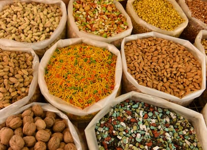 La salud intestinal generalmente se beneficia más del consumo de una variedad de alimentos de origen vegetal