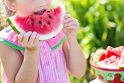 La sandia es una de las frutas más consumidas en el verano (Foto Pexels)