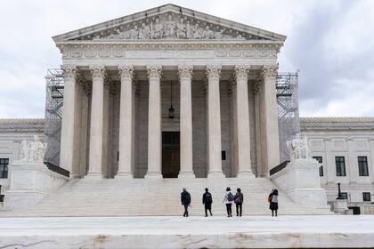 La SB 2878, rechazada por Greg Abbott, era una ley ómnibus sobre la administración del poder judicial