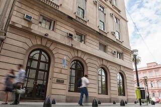 El Gobierno dice que trabaja en un protocolo que regule las aprehensiones que realicen los espías