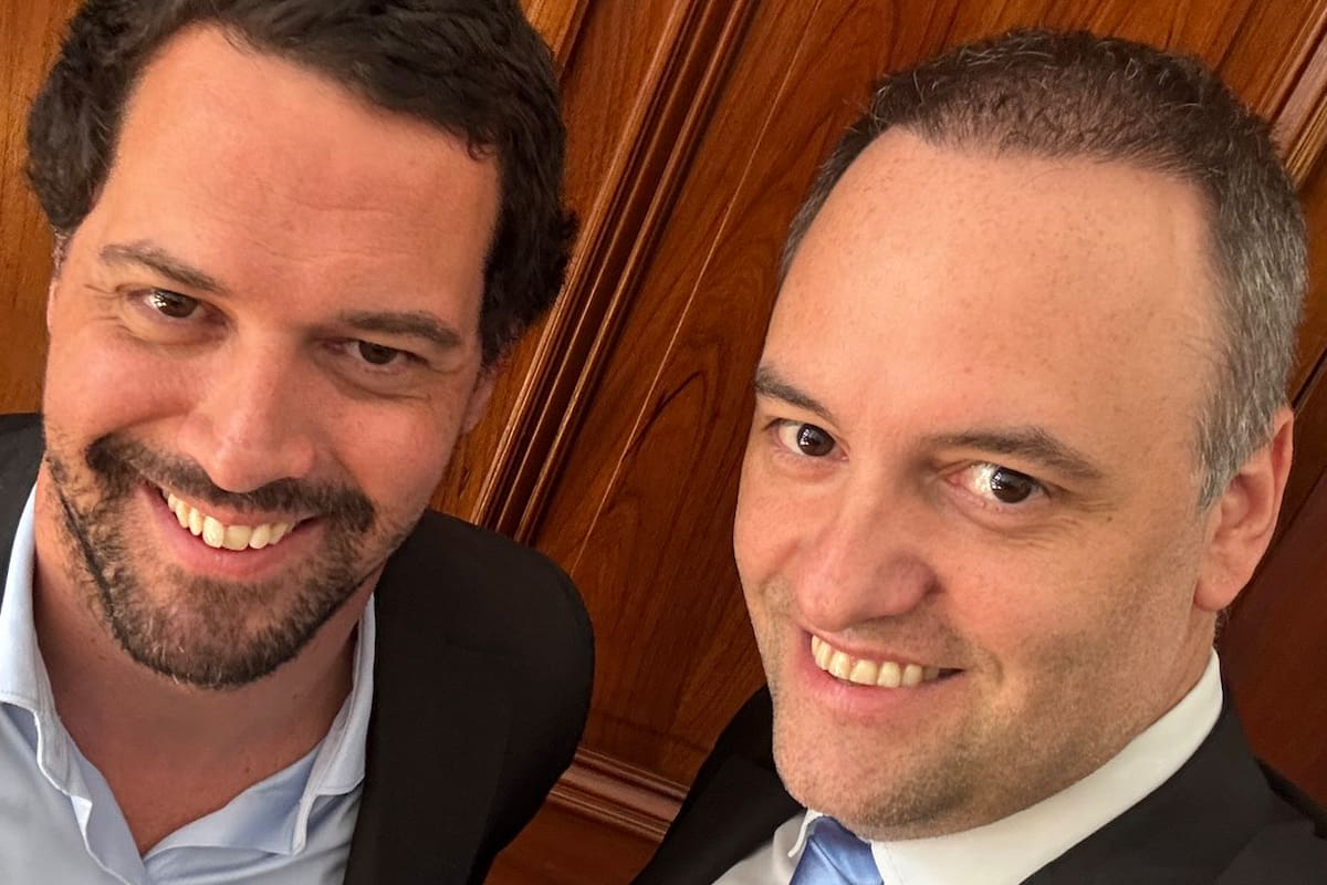 La Secretaría de Comercio, a cargo de Pablo Lavigne, eliminó controles de precios en productos como la carne, leche y regulaciones en la TV paga, neumáticos y colegios privados, entre otras.