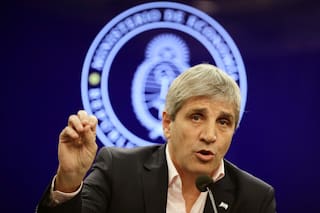 El Gobierno retiró pesos del mercado en el debut de un nuevo bono dual