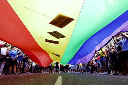 La regulación surge luego de un reclamo de la Red Nacional 100% diversidad y derechos, ante la dificultad de acceso a los tratamientos