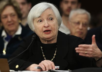 La Secretaria del Tesoro de EE.UU., Janet Yellen, descarta la opción de emitir una moneda de US$1 billón (archivo)