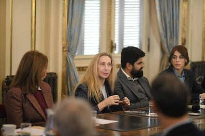 Karina Milei, junto a Pilar Ramírez en la Casa Rosada