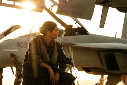 Monica Barbaro en una escena de Maverick, la secuela de Top Gun