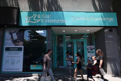 La sede central de Sur Finanzas, en Adrogué, fue allanada varias veces.