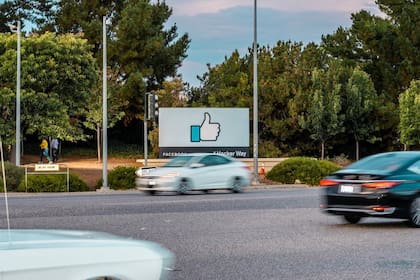 La sede de Facebook en Menlo Park, California. El apagón del lunes fue una demostración a escala planetaria de lo esenciales que se han vuelto los servicios de la compañía para la vida cotidiana