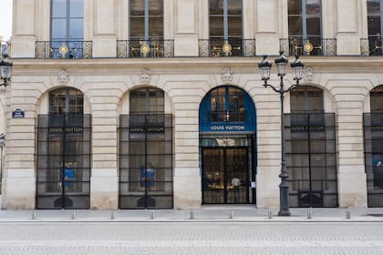 La sede de Louis Viutton en París se transformará en un lujoso hotel con vistas a la Torre Eiffel y la catedral de Notre-Dame.