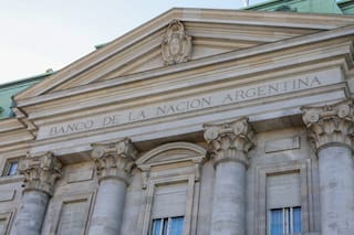 Anunciaron otro remate en la sede del Banco Nación