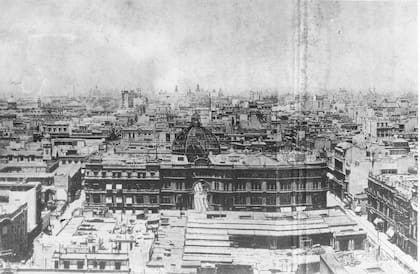La sede del Bon Marché de Bellas Artes, hoy Galerías Pacífico