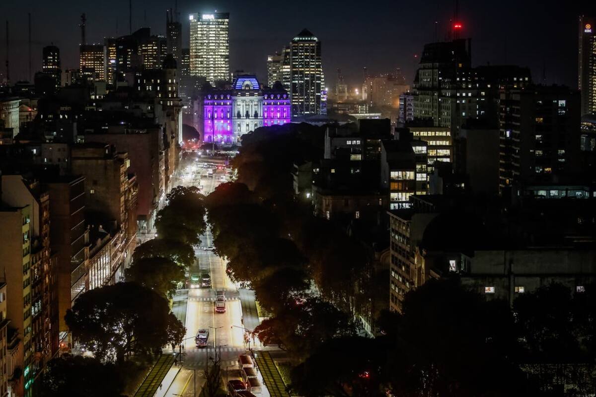 La segunda etapa del metrobús del Bajo está en pausa; la misma suerte podrían correr otros dos carriles exclusivos