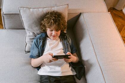 La seguridad informática en niños es fundamental y se puede potenciar con algunos breves consejos