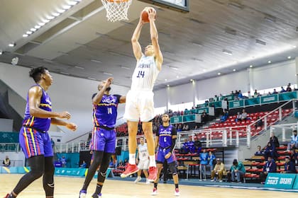 La selección argentina de básquetbol masculino debutó en Santiago 2023 con un triunfo ante Venezuela; busca repetir frente a Panamá