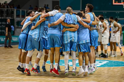 La selección argentina de básquetbol masculino sueña repetir lo hecho en la etapa de grupos: vencer a Venezuela para ganar el oro en Santiago 2023