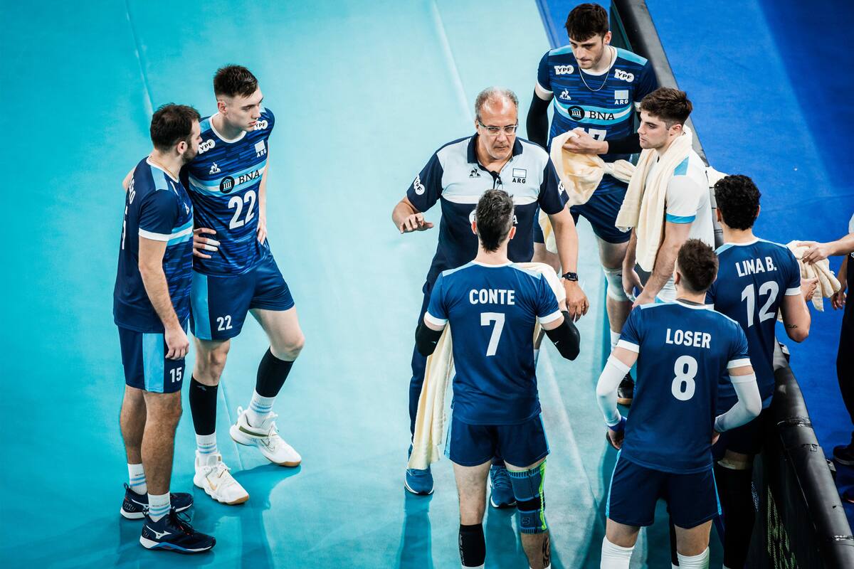 La selección argentina de Marcelo Méndez no encontró respuestas en un partido en el que, pese marcador, no jugó bien