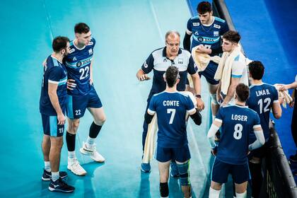 La selección argentina de Marcelo Méndez no encontró respuestas en un partido en el que, pese marcador, no jugó bien