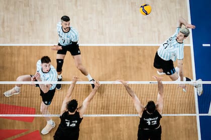 La selección argentina de vóleibol clasificó a París 2024 tras derrotar a Turquía en la VNL