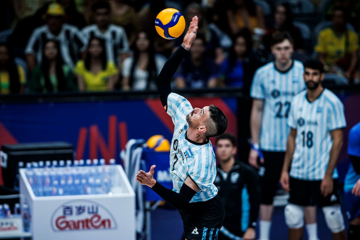 La selección argentina de voleibol debutó con una derrota en la Nations League 2024 ante Japón: irá en busca de Brasil