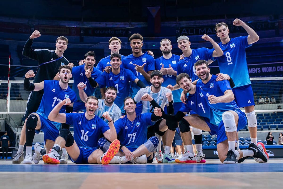 La selección argentina de vóleibol venció por 3 a 2 a Francia y se metió en los octavos de final del Mundial de vóleibol