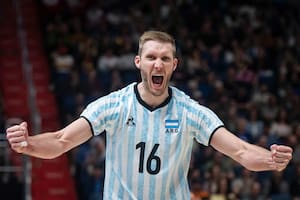 La selección argentina debutó en la VNL con un triunfazo frente a Francia, campeón olímpico